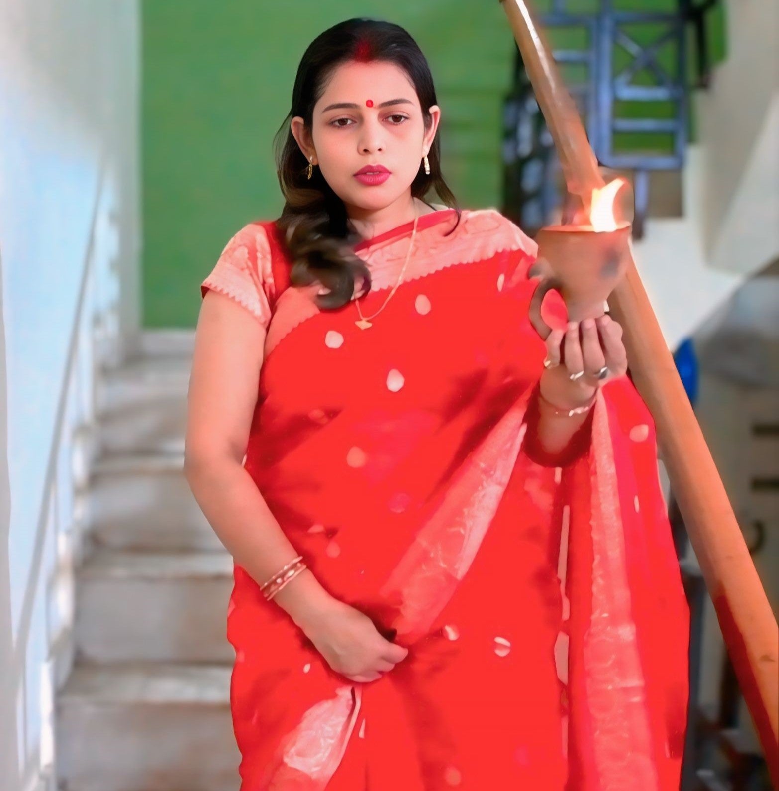 Divya Dhooni